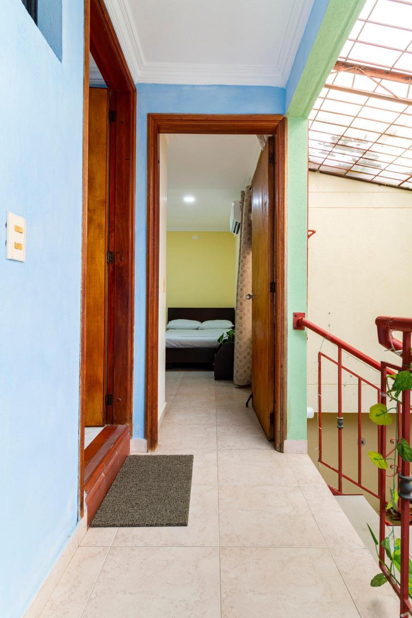Hostal Cartagonova - Habitaciones Privadas Y Amplias Cerca A Zonas Turisticas Cartagena Kültér fotó