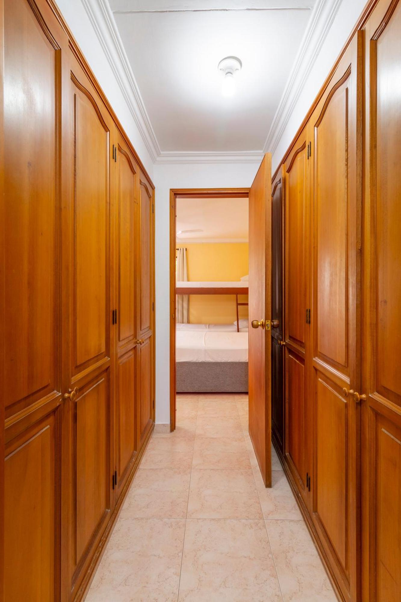Hostal Cartagonova - Habitaciones Privadas Y Amplias Cerca A Zonas Turisticas Cartagena Kültér fotó